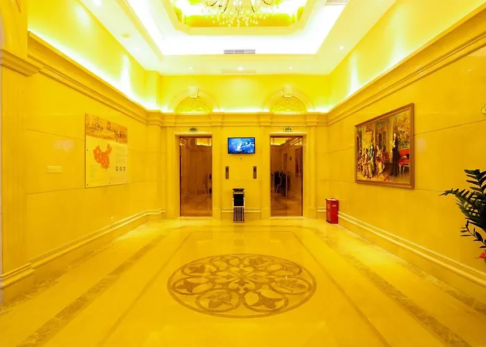 Vienna International Hotel 深圳